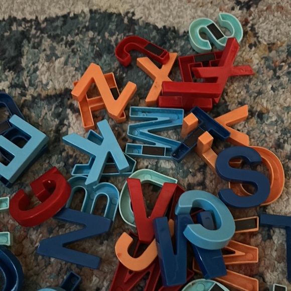 Lot of magnets letters numbers and animals - Picture 5 of 8